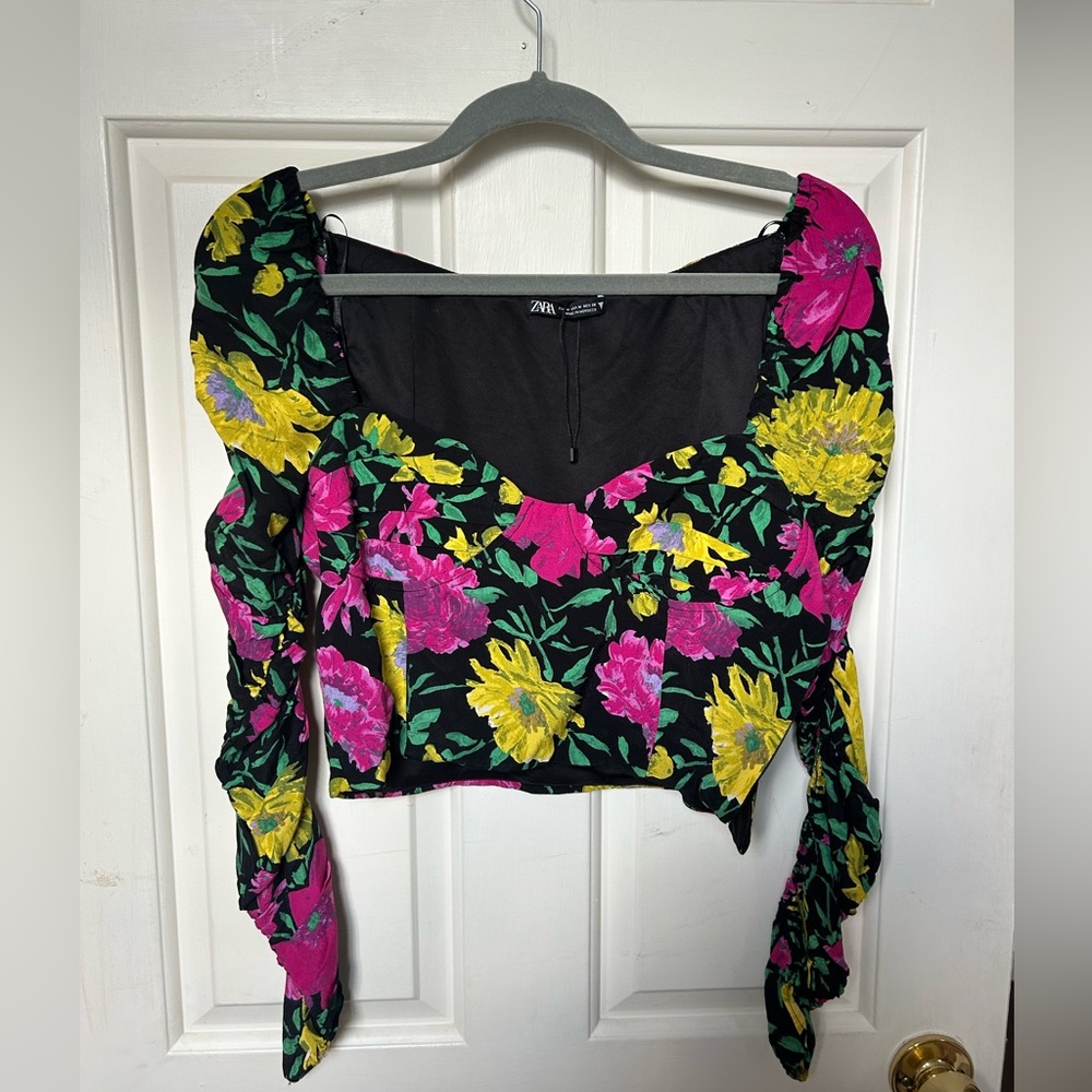 Zara black and floral cropped long sleeve